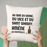 Coussin Au nom du verre du vice et du saint whisky Beige