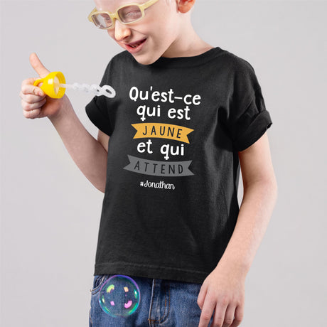 T-Shirt Enfant Qu'est-ce qui est jaune Jonathan Noir