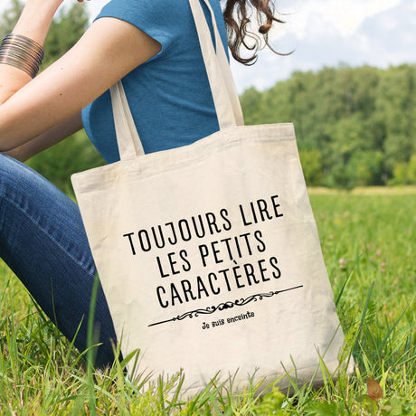 Tote bag Toujours lire les petits caractères car je suis enceinte Beige